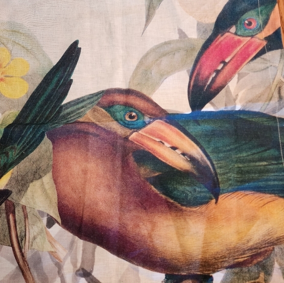 Italian 100% linen tropical toucan bird print tablecloth 43 x 44 in. square